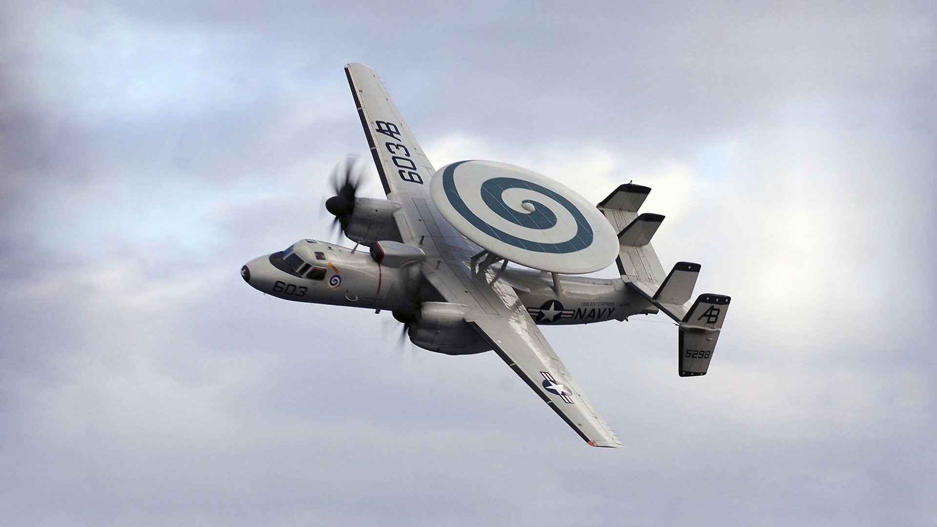 KAIYUNAPP-“尼古拉斯·桑特基的精准远射与高效传球，成为美洲狮队攻守兼备的核心”